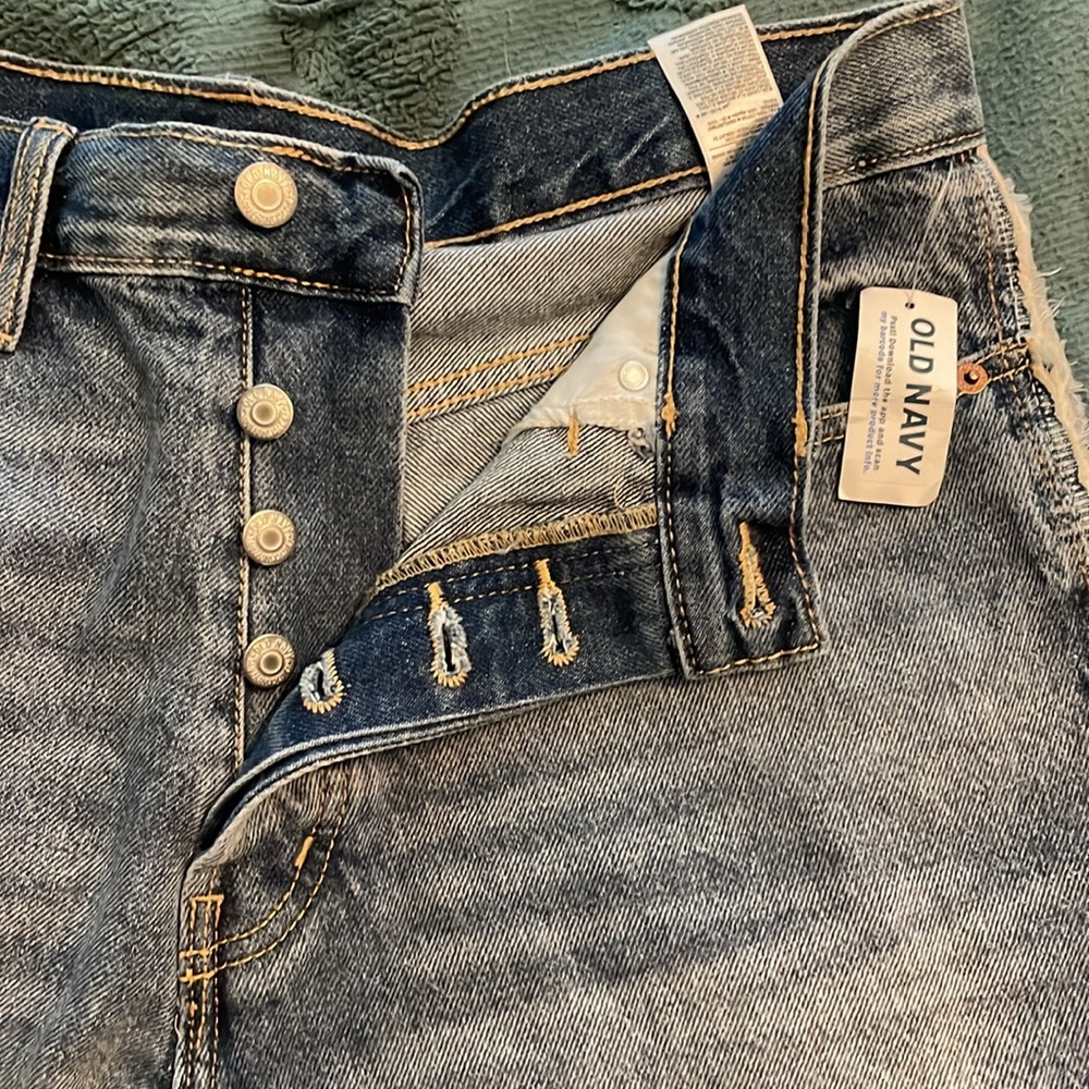 Higher High Rise Denim Shorts - Picture 5 of 9
